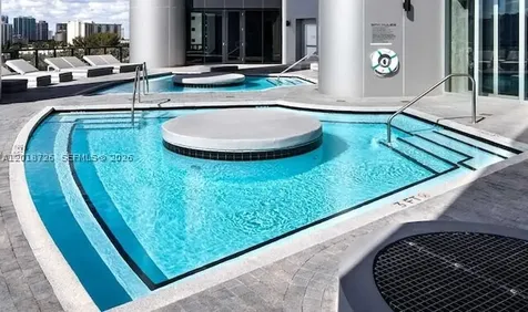 18555 Collins Avenue Sunny Isles Beach FL 33160