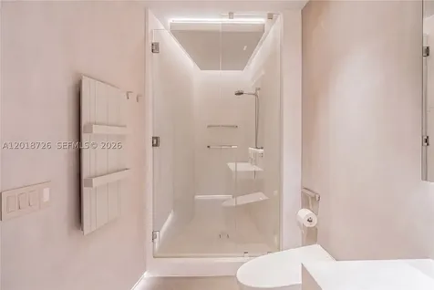 18555 Collins Avenue Sunny Isles Beach FL 33160