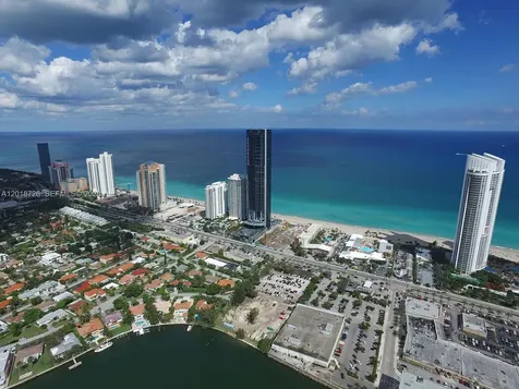 18555 Collins Avenue Sunny Isles Beach FL 33160