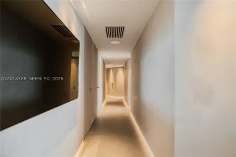 18555 Collins Avenue Sunny Isles Beach FL 33160