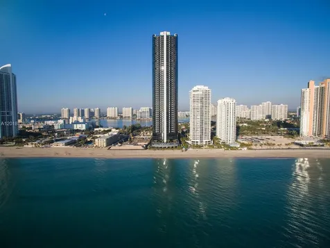 18555 Collins Avenue Sunny Isles Beach FL 33160