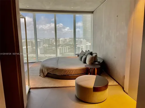 18555 Collins Avenue Sunny Isles Beach FL 33160