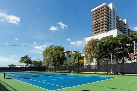 1000 Venetian Way Miami FL 33139