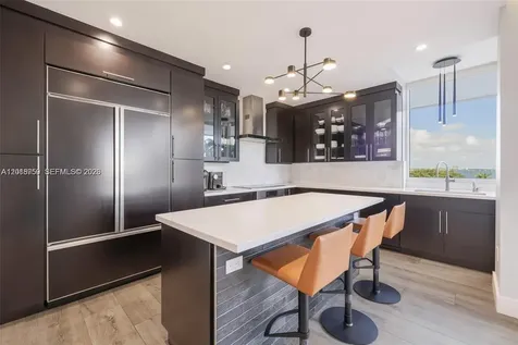 1000 Venetian Way Miami FL 33139