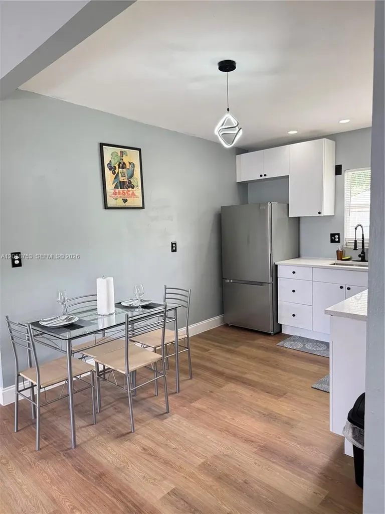 414 N 60th Way Hollywood FL 33024