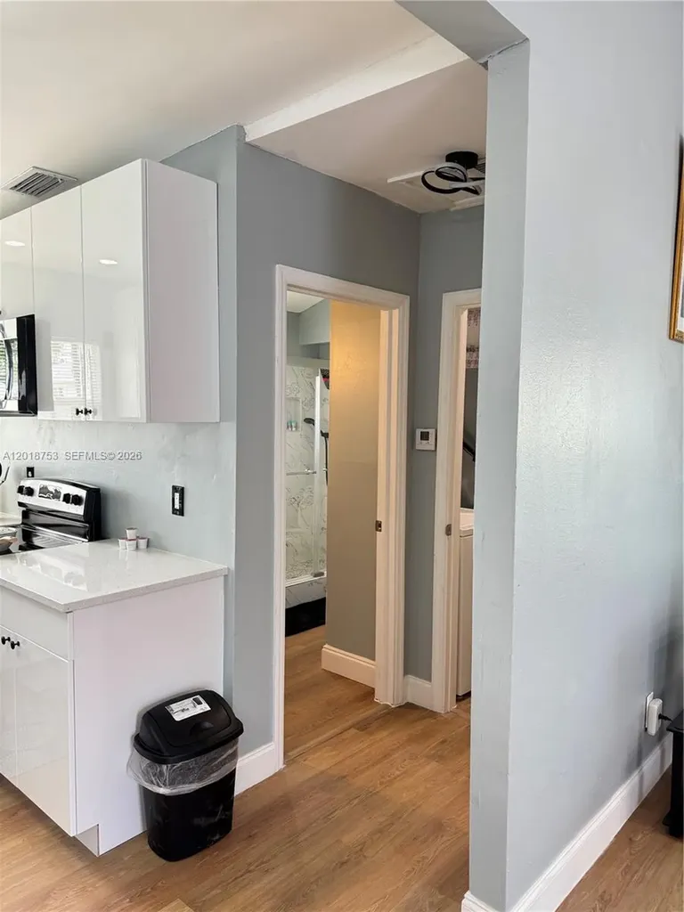 414 N 60th Way Hollywood FL 33024