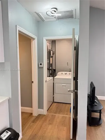 414 N 60th Way Hollywood FL 33024