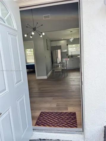414 N 60th Way Hollywood FL 33024