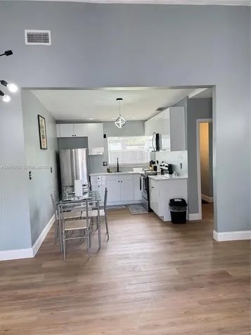 414 N 60th Way Hollywood FL 33024