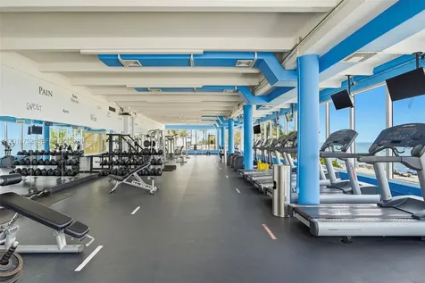 5401 Collins Avenue Miami Beach FL 33140