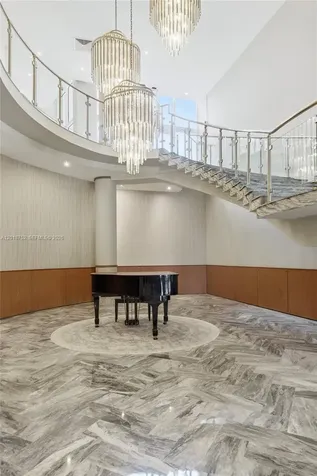 5401 Collins Avenue Miami Beach FL 33140