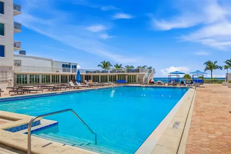 5401 Collins Avenue Miami Beach FL 33140