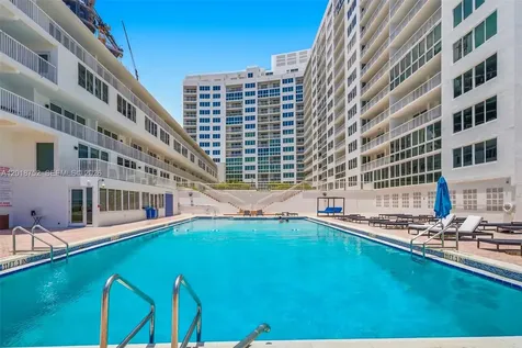 5401 Collins Avenue Miami Beach FL 33140