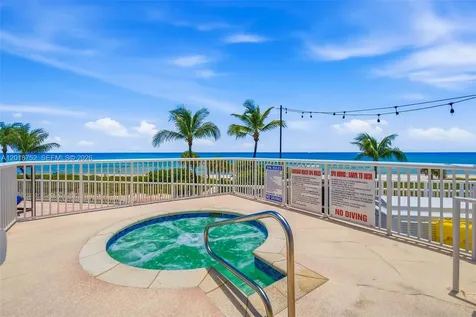 5401 Collins Avenue Miami Beach FL 33140