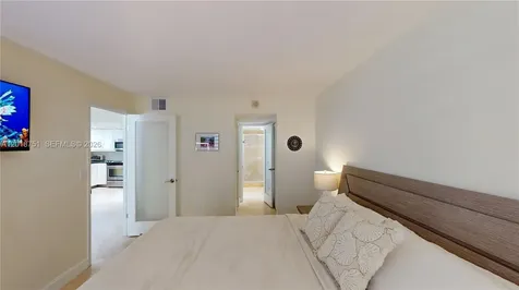 345 Ocean Drive Miami Beach FL 33139