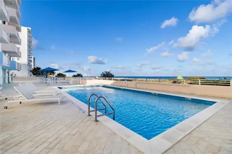 345 Ocean Drive Miami Beach FL 33139