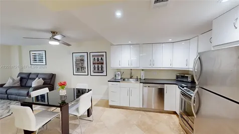 345 Ocean Drive Miami Beach FL 33139