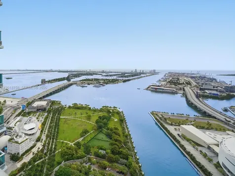 900 Biscayne Boulevard Miami FL 33132