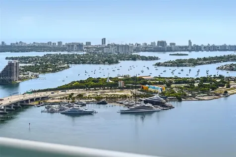 900 Biscayne Boulevard Miami FL 33132