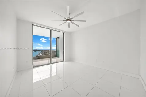 900 Biscayne Boulevard Miami FL 33132
