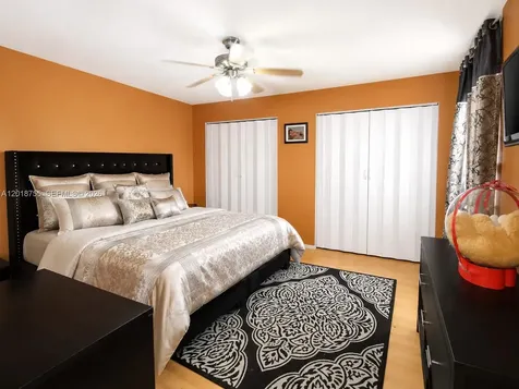 7833 Tam Oshanter Boulevard North Lauderdale FL 33068