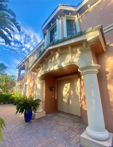2816 Kinsington Circle Weston FL 33332