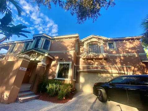 2816 Kinsington Circle Weston FL 33332