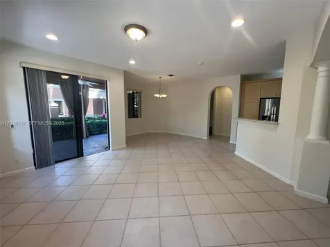 2816 Kinsington Circle Weston FL 33332
