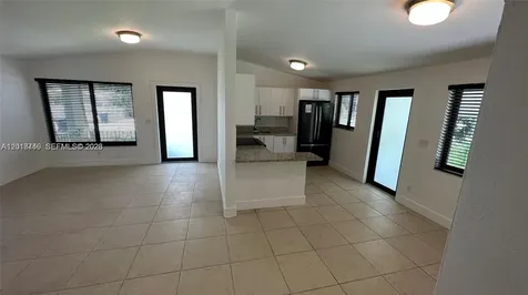 17601 NE 5th Court North Miami Beach FL 33162
