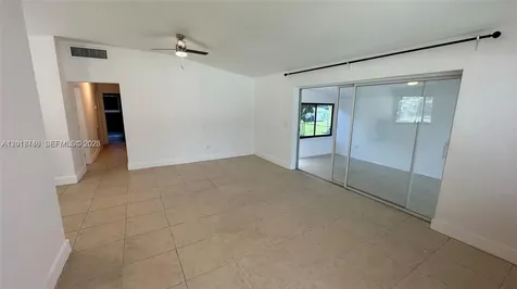 17601 NE 5th Court North Miami Beach FL 33162