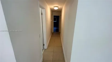 17601 NE 5th Court North Miami Beach FL 33162