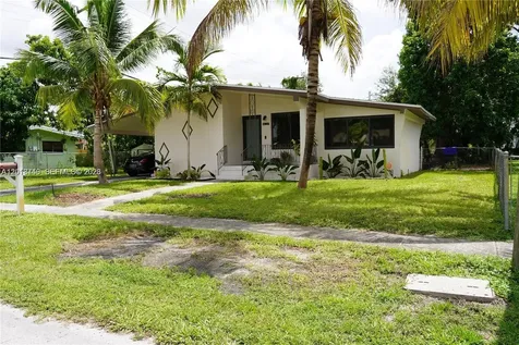 17601 NE 5th Court North Miami Beach FL 33162