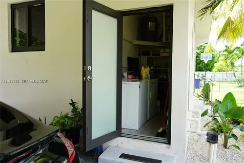 17601 NE 5th Court North Miami Beach FL 33162
