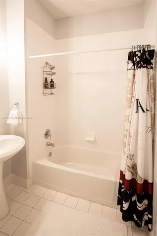 2412 Venetian Way Boynton Beach FL 33426