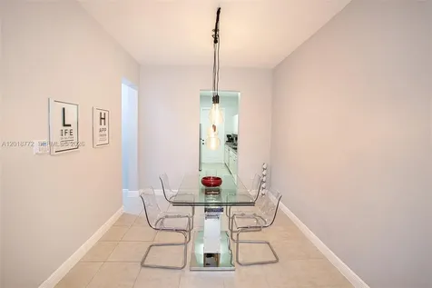 2412 Venetian Way Boynton Beach FL 33426