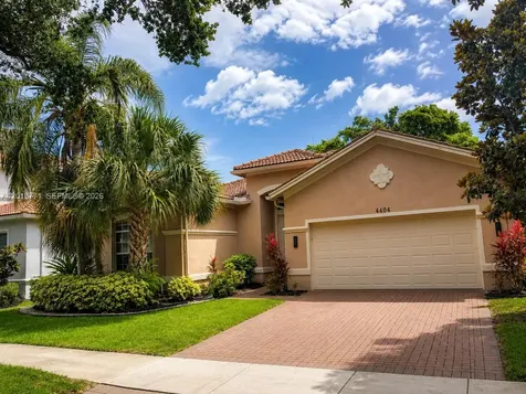 4404 E Whitewater Avenue Weston FL 33332