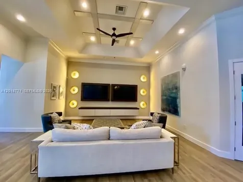4404 E Whitewater Avenue Weston FL 33332
