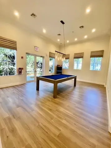 4404 E Whitewater Avenue Weston FL 33332