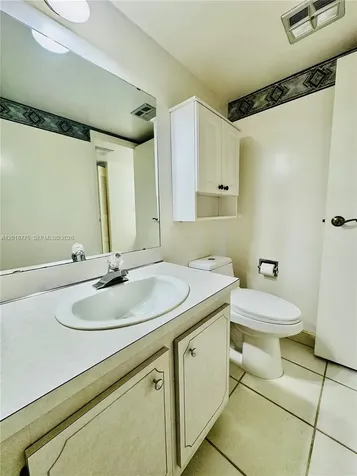 3675 N Country Club Drive Aventura FL 33180