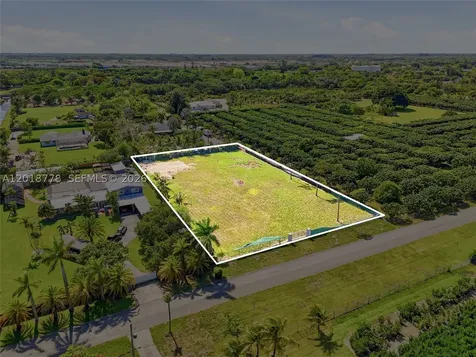 23600 SW 122 Avenue Miami FL 33032