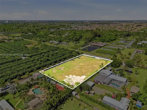 23761 SW 106 Miami FL 33032