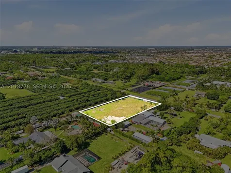 23600 SW 122 Avenue Miami FL 33032