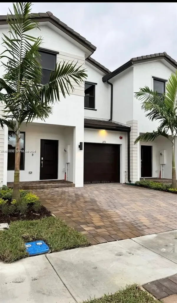 273 SW 159th Lane Pembroke Pines FL 33027