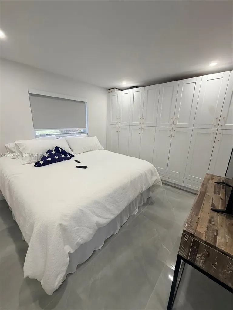 2960 NW 1st Drive Pompano Beach FL 33064