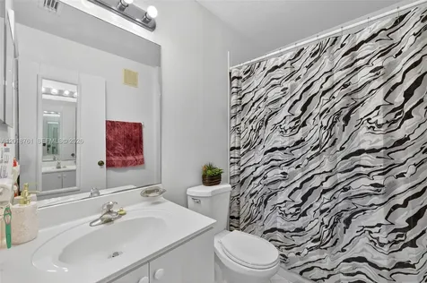 2600 SE 12th Place Homestead FL 33035