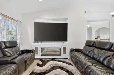 2600 SE 12th Place Homestead FL 33035