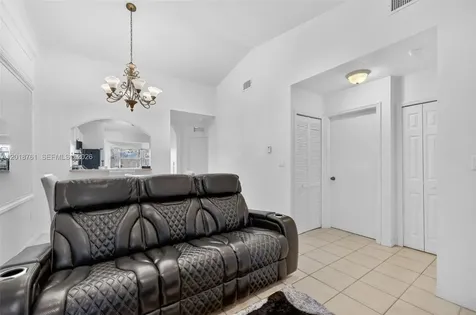 2600 SE 12th Place Homestead FL 33035