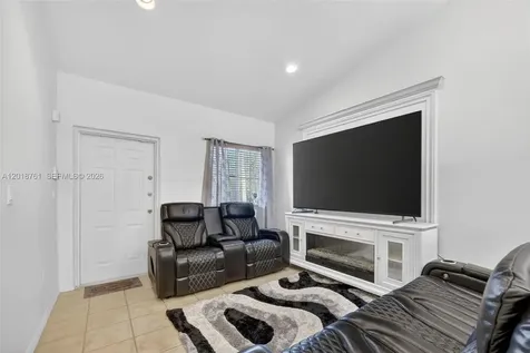 2600 SE 12th Place Homestead FL 33035