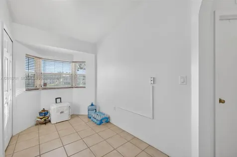 2600 SE 12th Place Homestead FL 33035