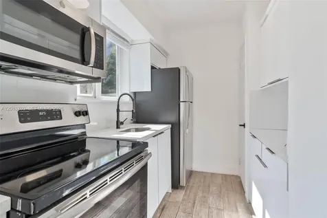 2190 SW 14th Terrace Miami FL 33145